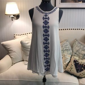 White with blue detail forever 21 dress